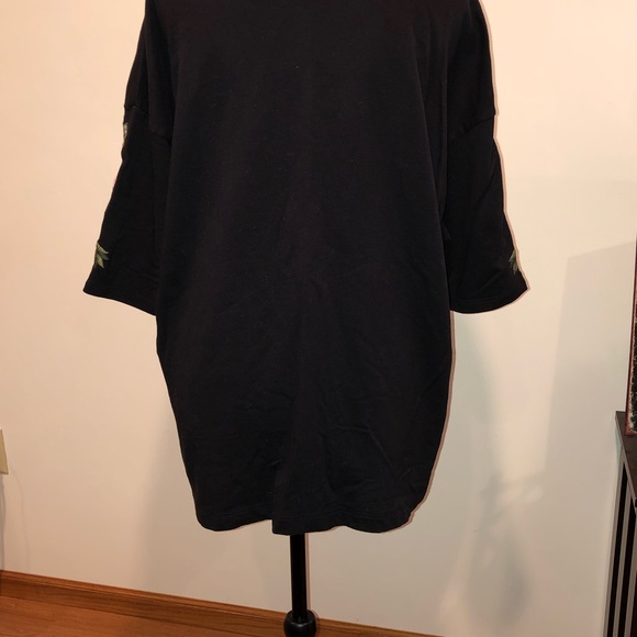 🌸 Lovely Simply Emma Top with New Necklace 🌸 - Picture 3 of 8